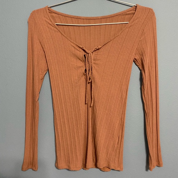 Tops - Tie Front Form Fitting Tee Tops - Tie Front Form Fitting Tee